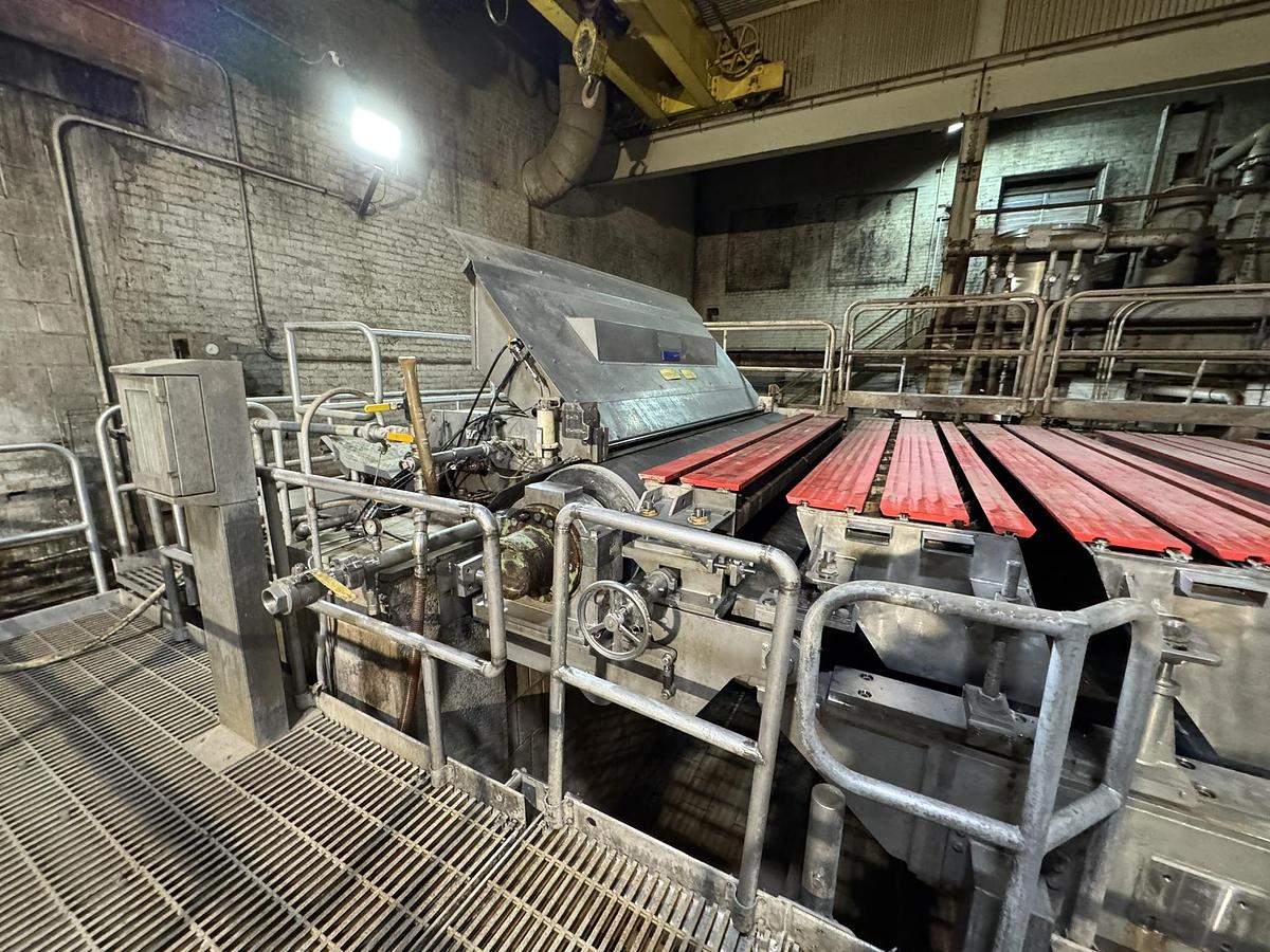 Voith Fourdrinier, 110" paper machine, 2002 - Image 3