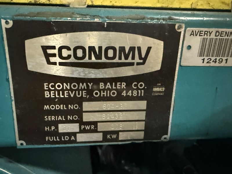 Economy #60AH3, closed door manual tie baler, 20 HP - Image 3