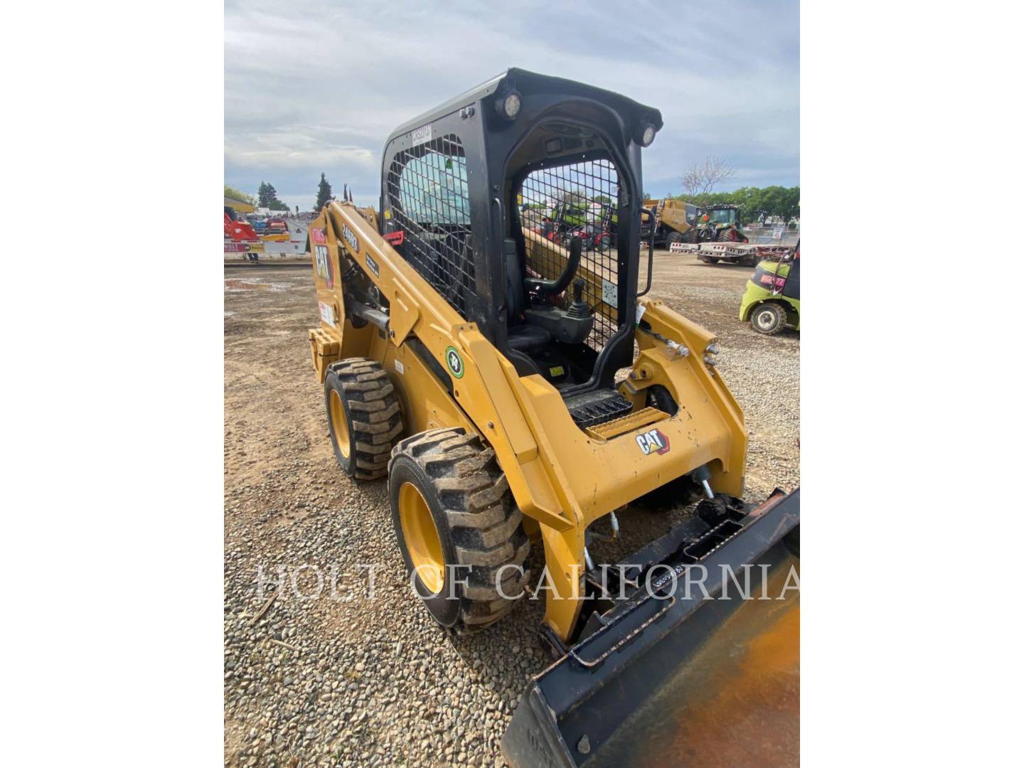 Cat 246 HF, Skid Steer Loader, 673 hours, S/N: KC602088, 2022 - Image 2