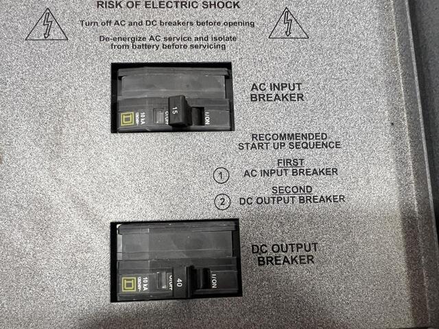 SENS #Q024025TL511A, automatic battery charger/, 25 amp max., 2008 - Image 6
