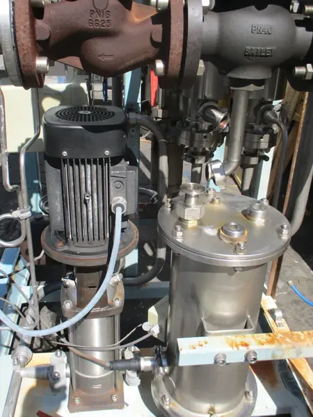 Steris Finn Aqua #1500-S-1, Pure Steam Generator, single still with pump - Image 4