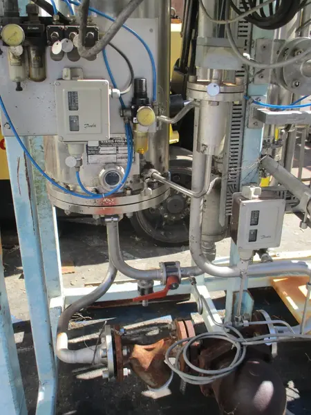 Steris Finn Aqua #1500-S-1, Pure Steam Generator, single still with pump - Image 6