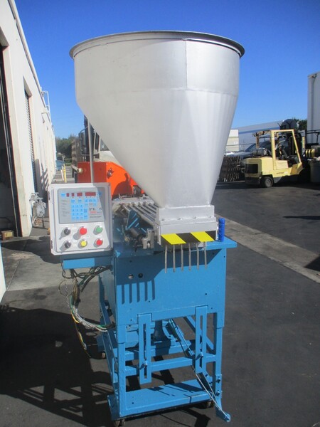 6 Head Liquid piston filler for paint / glue / liquid - Image 3