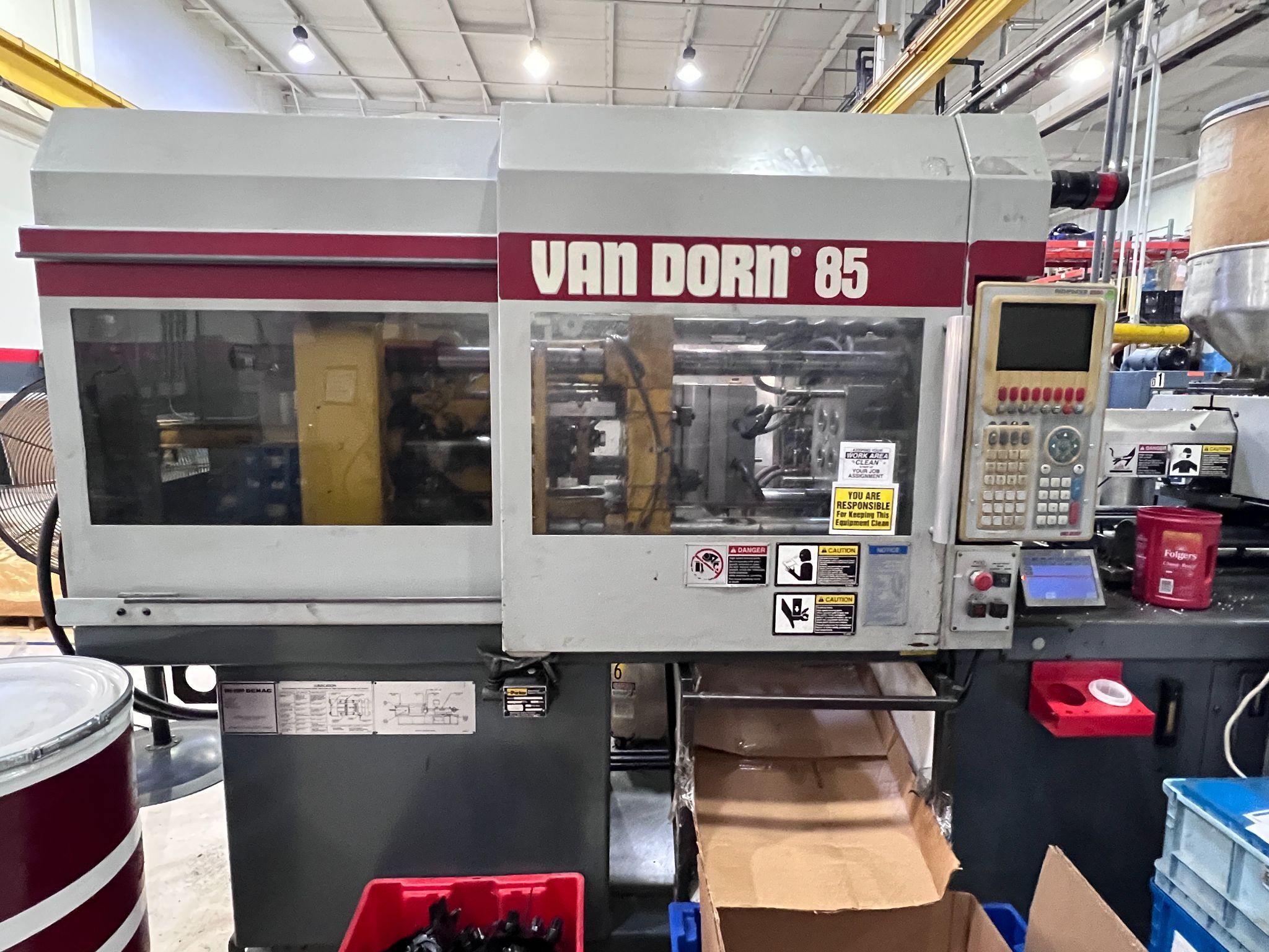 85 Ton, 5 oz., Van Dorn #85-HT-5F, horizontal injection molding machine, 13" x16" tie bar spacing, 22" DL, 15 - Image 2