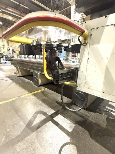 Onsrud #145G12, CNC Router, 145" X, 61" Y, 11" Z, 24000 Rpm, 12 HP, Fanuc, 12 tool, 2151 cut hours, 2018 - Image 5