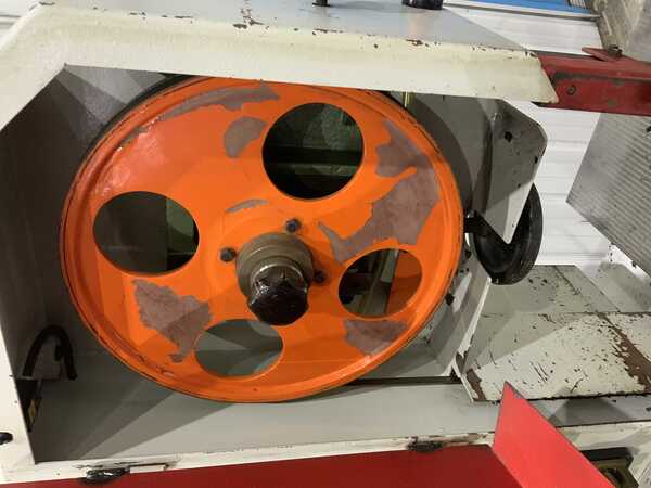 16" x 12-1/2" Dake, Johnson #V16, vertical band saw, 23-1/2" x 23-1/2" table, blade welder - Image 4