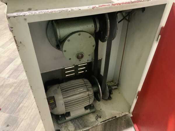 16" x 12-1/2" Dake, Johnson #V16, vertical band saw, 23-1/2" x 23-1/2" table, blade welder - Image 6