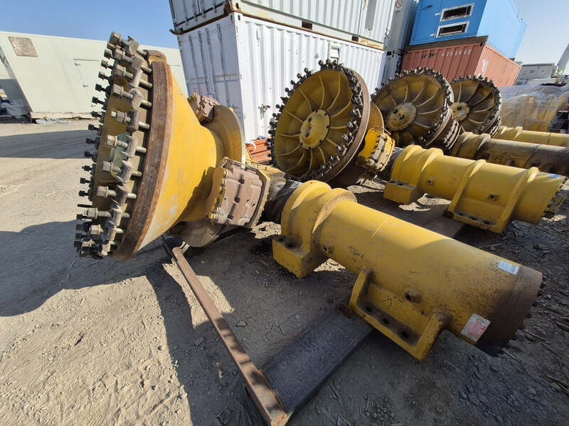 Komatsu, right hand Corner Group Assembly - Spindle, Front Suspension & Brake, for 830E-DC Model, 23950 hours - Image 1