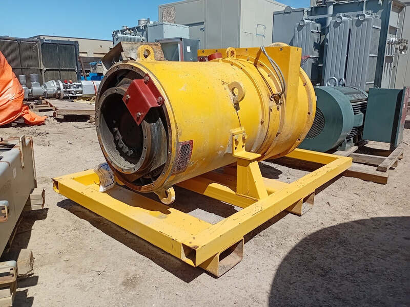 Komatsu #PB9658/PC2716, DC Alternator (General Electric 5GTA26F2) - Image 1