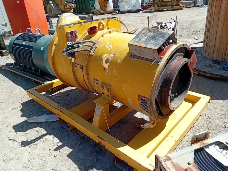 Komatsu #PB9658/PC2716, DC Alternator (General Electric 5GTA26F2) - Image 4