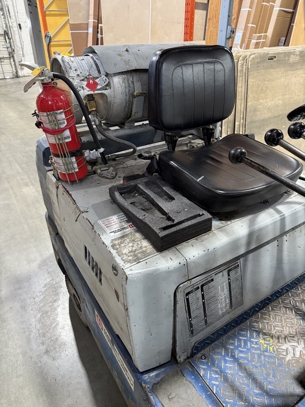 5000 lb. Mitsubishi #FGC25, Forklift, Propane Fuel, 48" Fork length, 187" Lift height, 83" Lowered Mast - Image 5