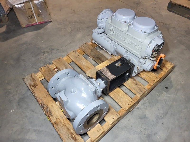 4" Fisher #EW-CAV-III, Control Valve w/Actuator, Class 300, Globe Valve Style, 2" x 4" Size, 750 psi, 1/4 HP - Image 3