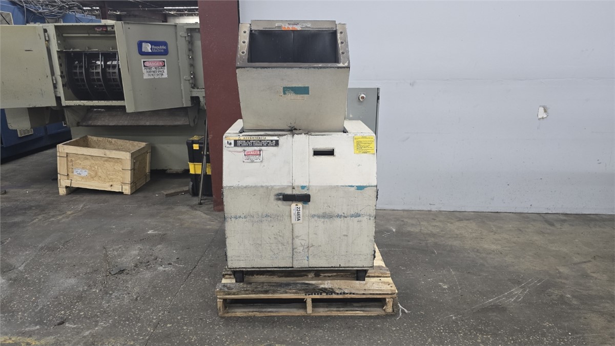 10" x 18" Cumberland #1018X, granulator, 15 HP, 3 knife open rotor, 2 bed knives, 2005 - Image 2