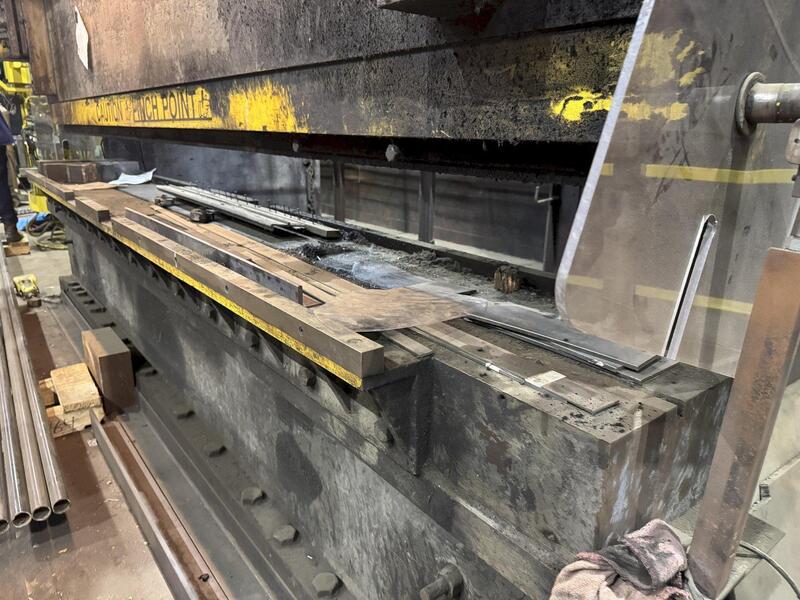 750 Ton, HTC #750G, hydraulic press brake, 14' overall - Image 4