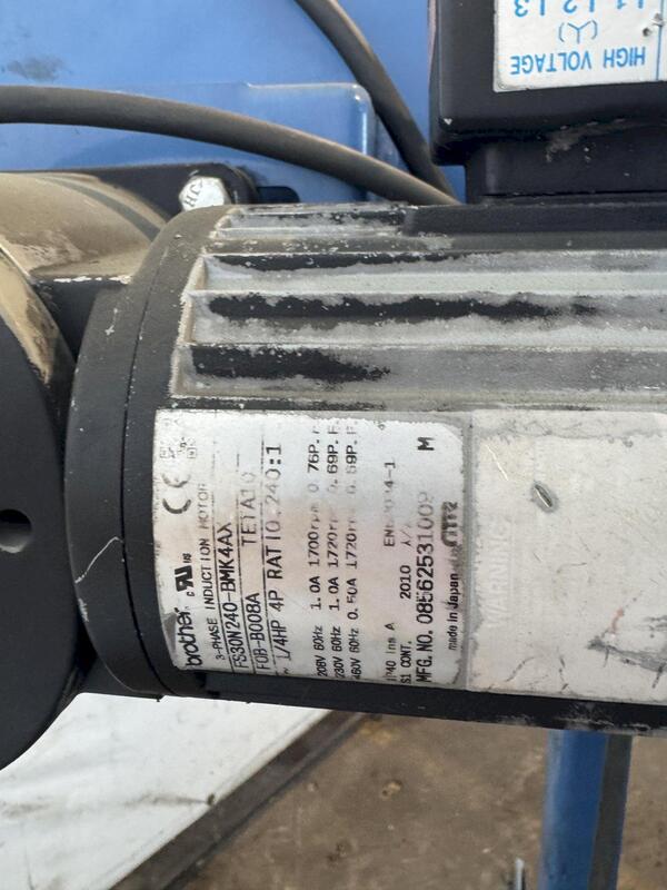 9" wide x 108" long, Hennig #M5, powered chip conveyor, 48" discharge height, 2011 - Image 8