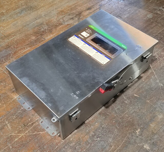 200 Amp. Square D, VH364DSGL, Fusible Disconnect Safety Switch, 600 Volts, 3P, 3PH, 4X, unused - Image 5