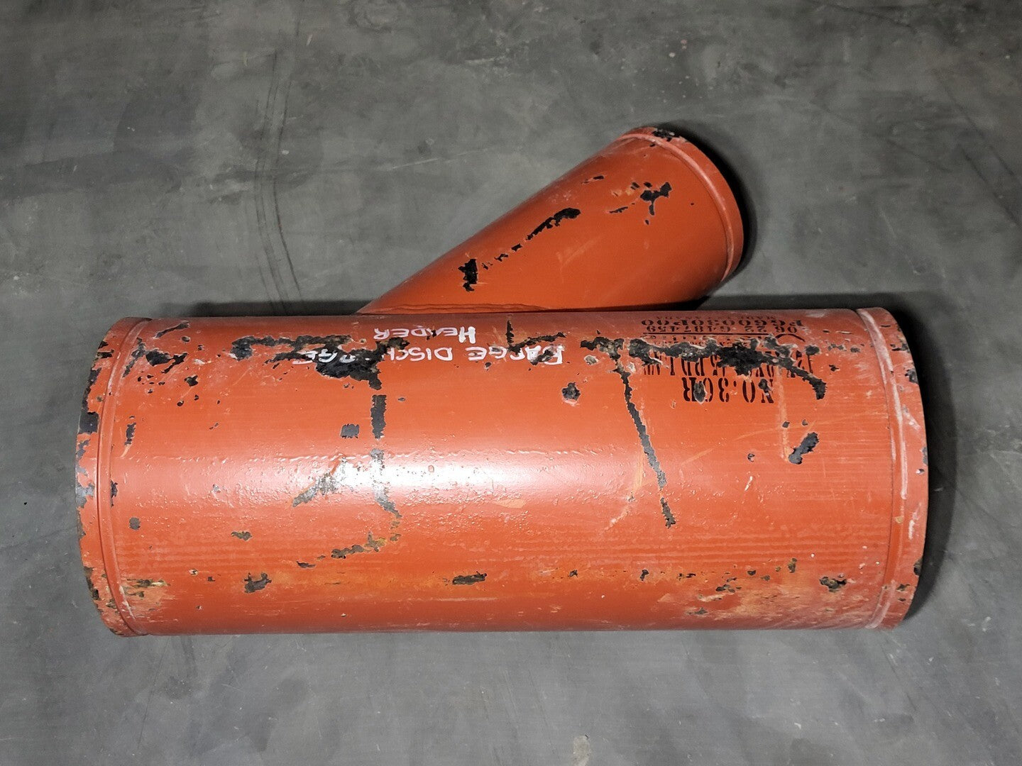 Victaulic #30R, segmentally welded pipe reducing lateral, 12 x 12 x 8", like new - Image 1