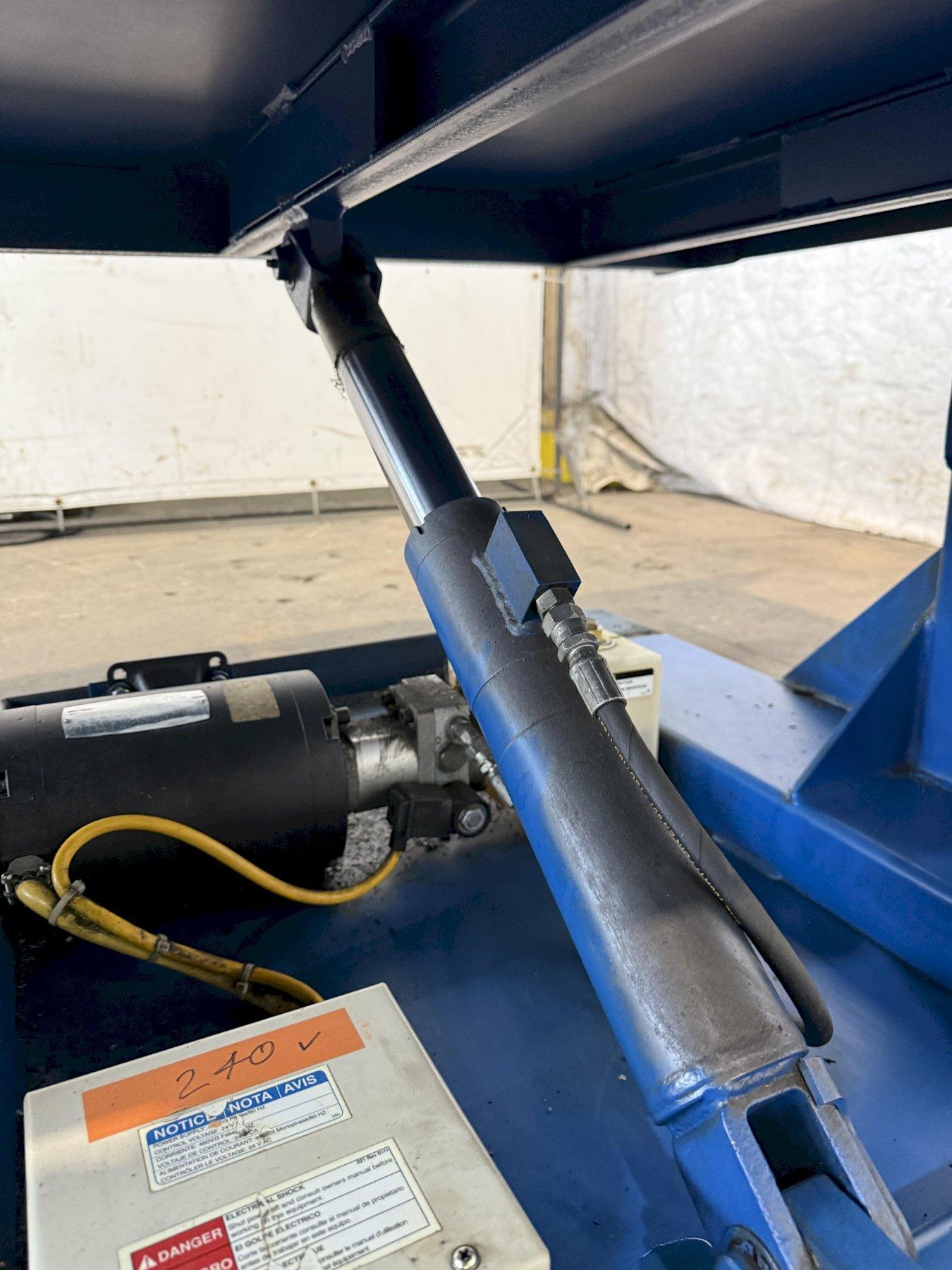 4000 lb. Hydraulic Tilt Table - Image 7