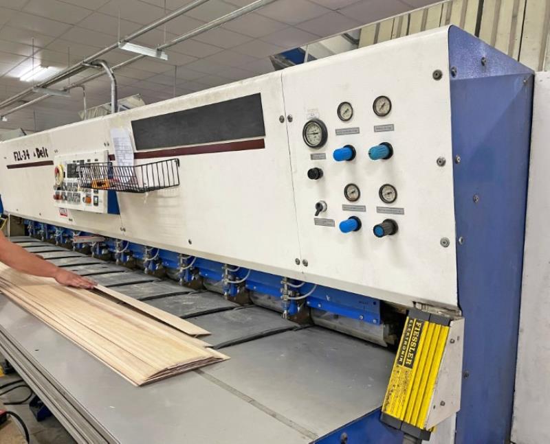 Fisher+Ruckle #FZL-34-Delta, Crossfeed Veneer Splicer, 19.7