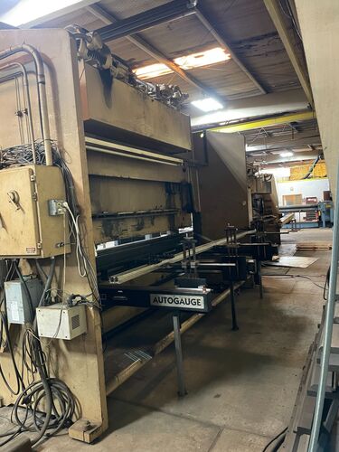 325 Ton, Standard Industial #AB325-16, CNC press brake, 16' overall, 173" between housing, 8" stroke, 10" - Image 5