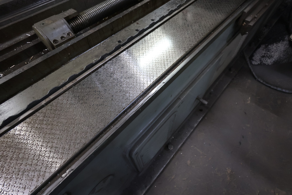 DeVlieg #4K-72 Jig Mill with 60" Vertical Travel - Image 5