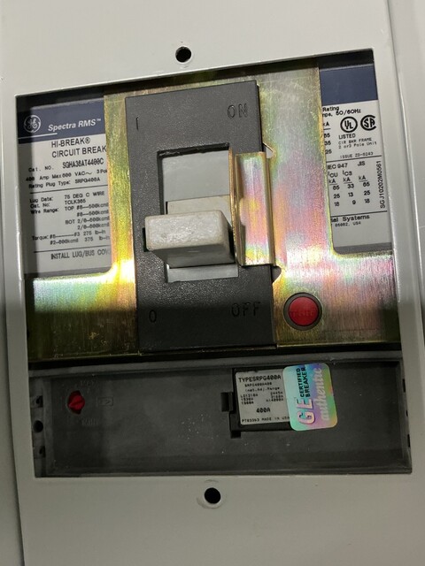 600 Amp. General Electric, Spectra Series, panelboard, 4-wire, 277/480Y Volts, 3 phase - Image 9