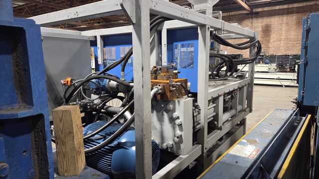No. 4000 RST, punch briquetter, 6" dia briquette, 16" main cylinder bore, 125 HP, large capacity hoppers - Image 2