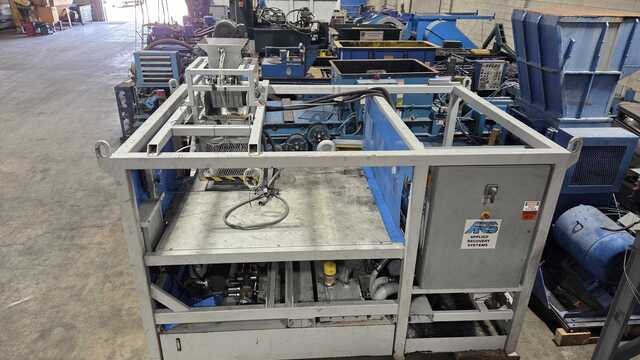 No. 4000 RST, punch briquetter, 6" dia briquette, 16" main cylinder bore, 125 HP, large capacity hoppers - Image 3
