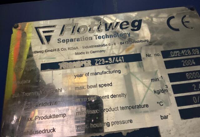 Flottweg #Z23-3/441, Solid Bowl Tricanter Centrifuge, 6000 RPM, Three-Phase Separator, Siemens Control, 2004 - Image 2