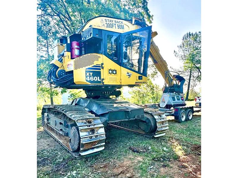 Komatsu #XT460L-3, feller-buncher, FAE mulching head and hot saw, 300 HP @ 2000 RPM Cummins engine, 2017 - Image 4