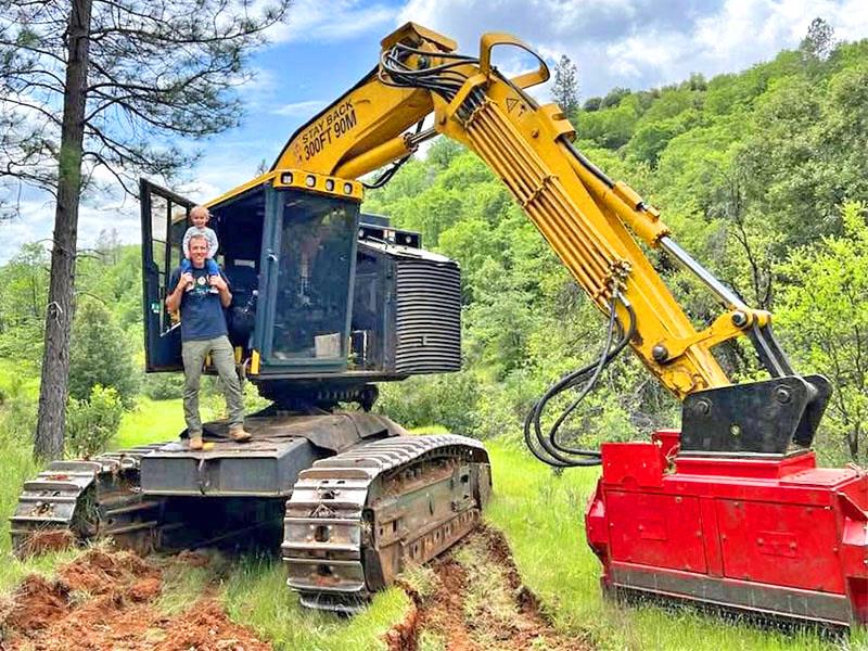 Komatsu #XT460L-3, feller-buncher, FAE mulching head and hot saw, 300 HP @ 2000 RPM Cummins engine, 2017 - Image 5