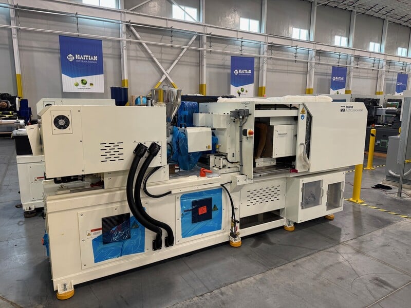 101 Ton, 1.16 oz., Haitian Zhafir #VEIII-900/1200h All Electric injection molding machne, 22mm screw, 2023 - Image 5