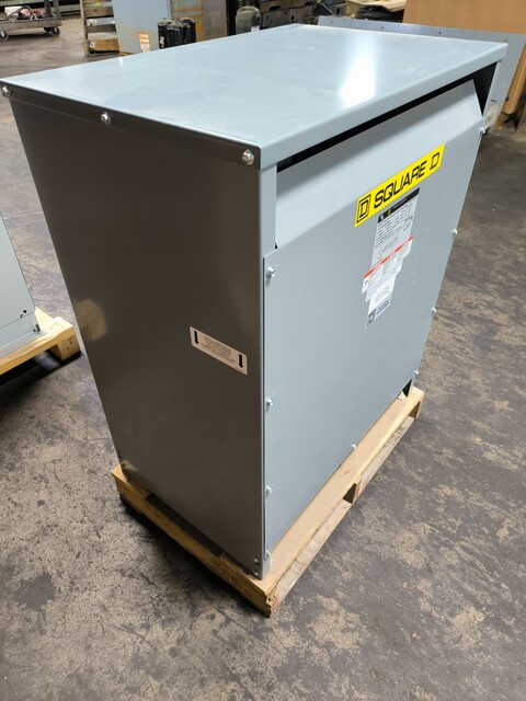 45 kVA 480 Primary, 480Y/277 Secondary Square D EE45T1814HBCU, Sorgel Transformer, 54.1 Amp, 2-3R - Image 1