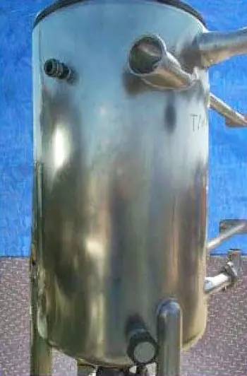 Stainless Steel Vacuumizer Tanks, 75 gallons each, 24" diameter x 40" height - Image 5