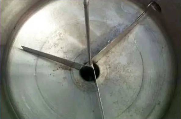 Stainless Steel Vacuumizer Tanks, 75 gallons each, 24" diameter x 40" height - Image 7