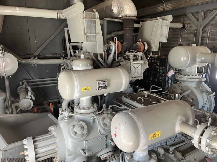 1122 HP Waukesha #L5108GSI EI FE565, Reciprocating Compressor, 3 stage, natural gas engine, 2010 - Image 5