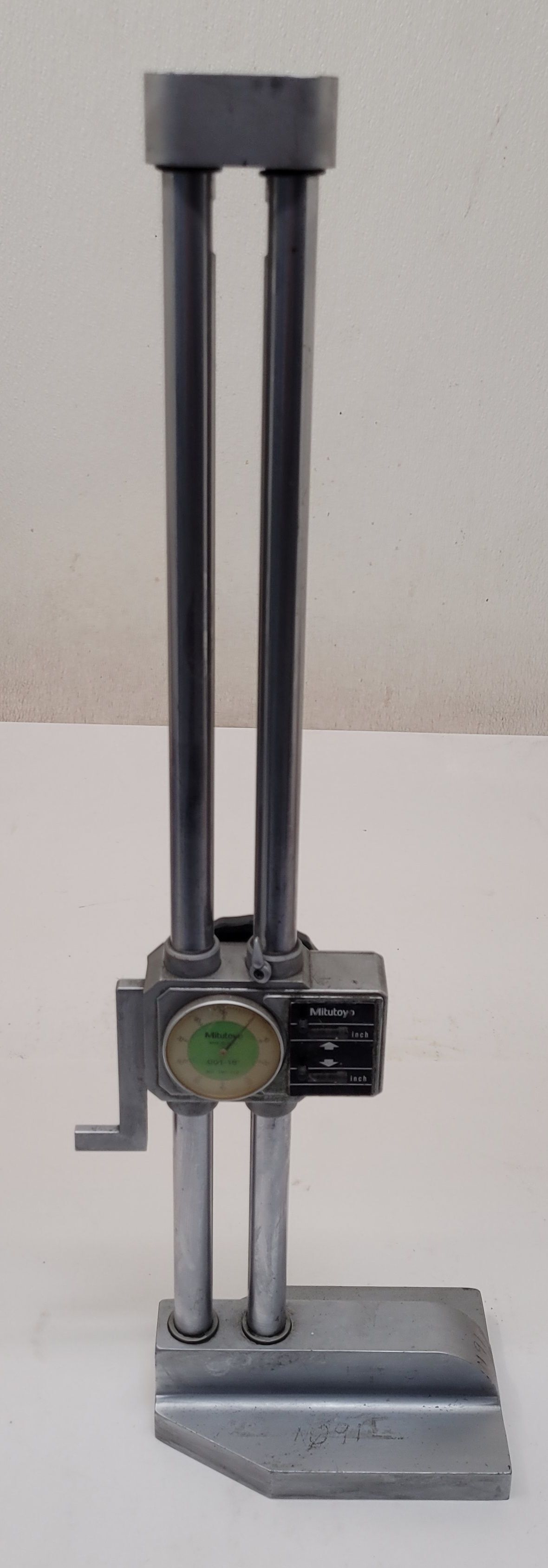 Mitutoyo Model 192-112 - .001-18" Analog Height Gauge - Image 2