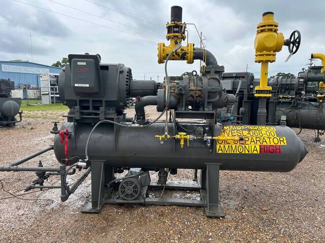 250 HP FES #200SUD-VI3.6, Rotary Screw Compressor Package, Mycom 200SUD, 3540 RPM, 58/32 Amp., 2300/4160 V. - Image 5