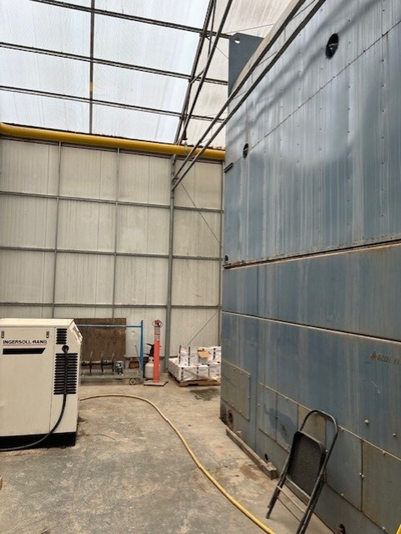 Boilersmith #EF3LW-2000SF-X-30, hot water boiler with furnace, 400 BHP, 30 psi, 3000 sq.ft., 2005 - Image 9