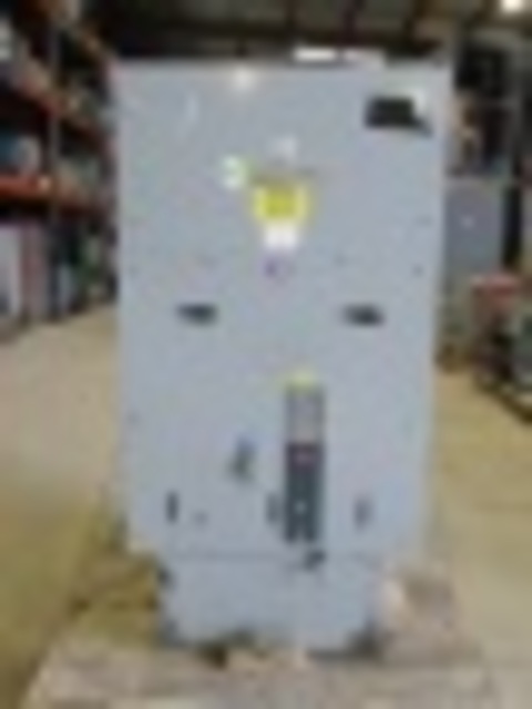 2000 Amps, Powell, 15PV-25DHP3-2, electrically operated, drawout, #VB5908 - Image 2