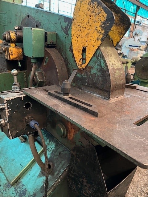 5" x 5" x 1/2" Piranha #PII-110, hydraulic, 110 ton punch, shear: 1" x 12", 3/4" x 18", 2" round, 1-3/8" - Image 4