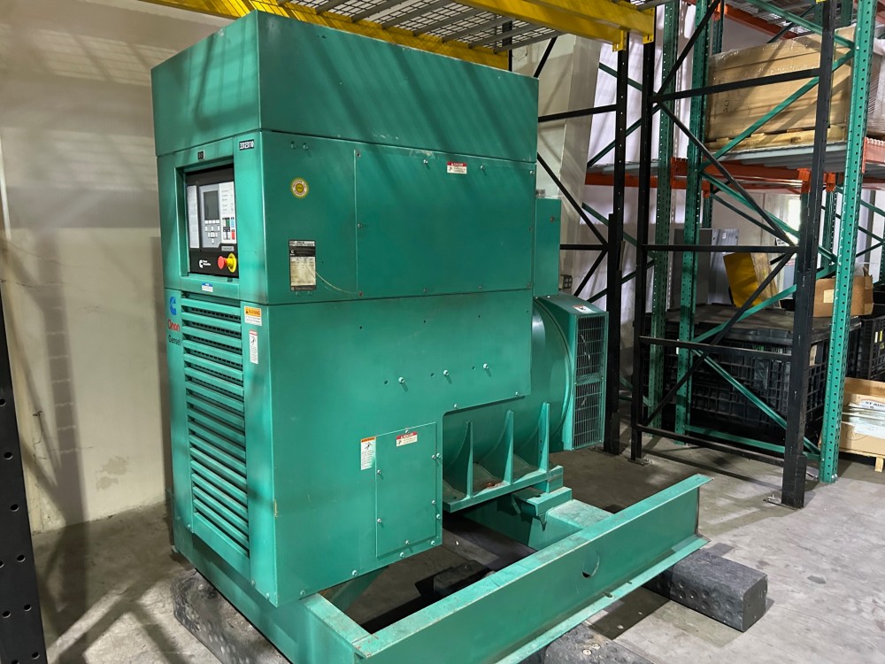 800 KW, 1800 RPM, Onan Model 800DFJB, 277/480 Volts, 0 Housing/ No. 18 Flywheel - Image 3