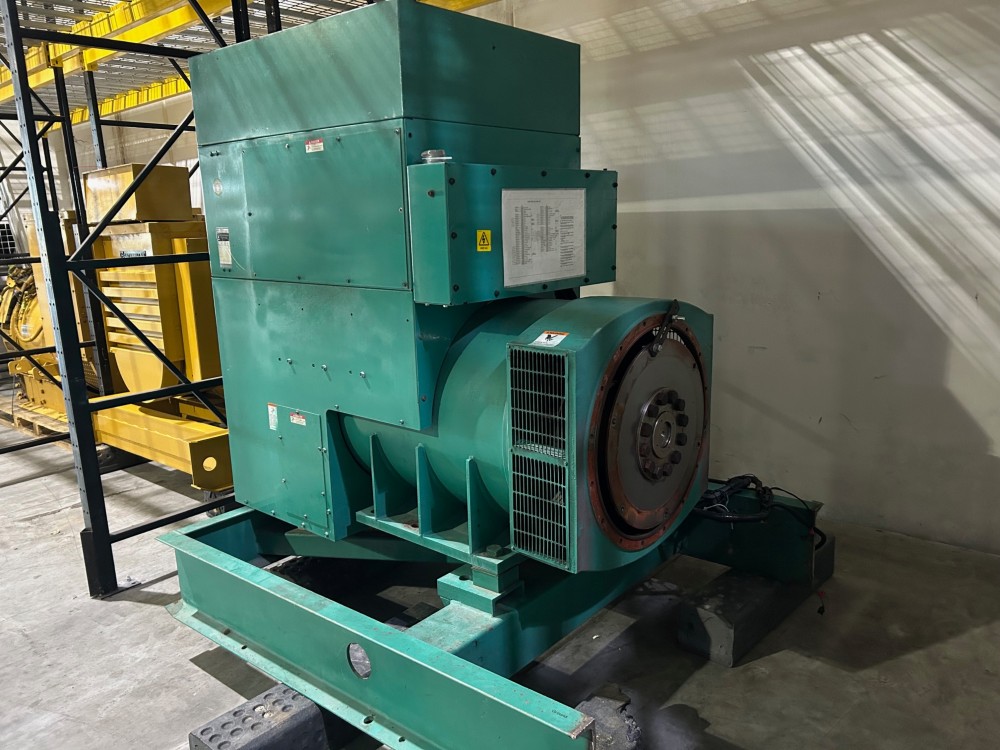 800 KW, 1800 RPM, Onan Model 800DFJB, 277/480 Volts, 0 Housing/ No. 18 Flywheel - Image 6