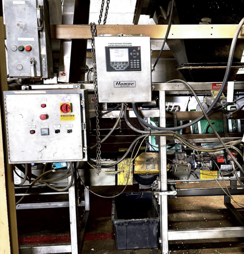 Hamer #2040, Form Fill Seal Bagger, upgraded 2080 jaw & side seal bar, controls, outfeed conveyor - Image 2