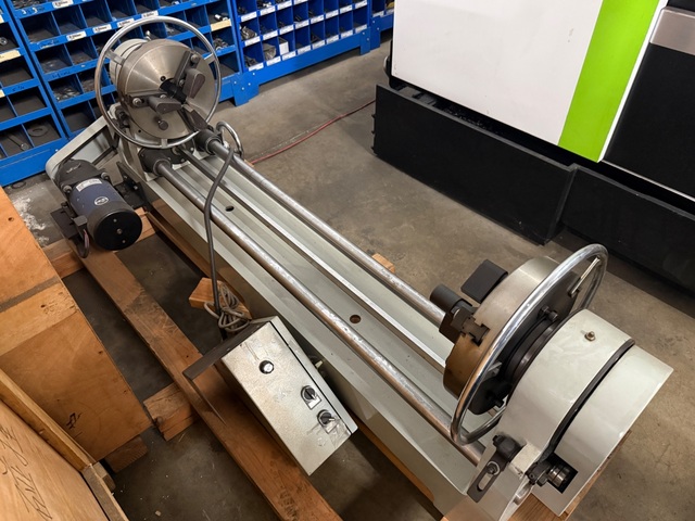 Import #65MM, Glass Blowing Lathe, 2.55" swing, 45" L, 17.71" bed, 1 HP, 187 RPM (2 available) - Image 2