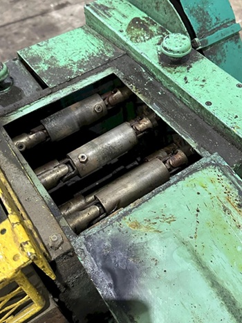 5/16" Torrington, 12 roll, 2 plane wire & bar powered straightener, all rolls individual adjustment - Image 5