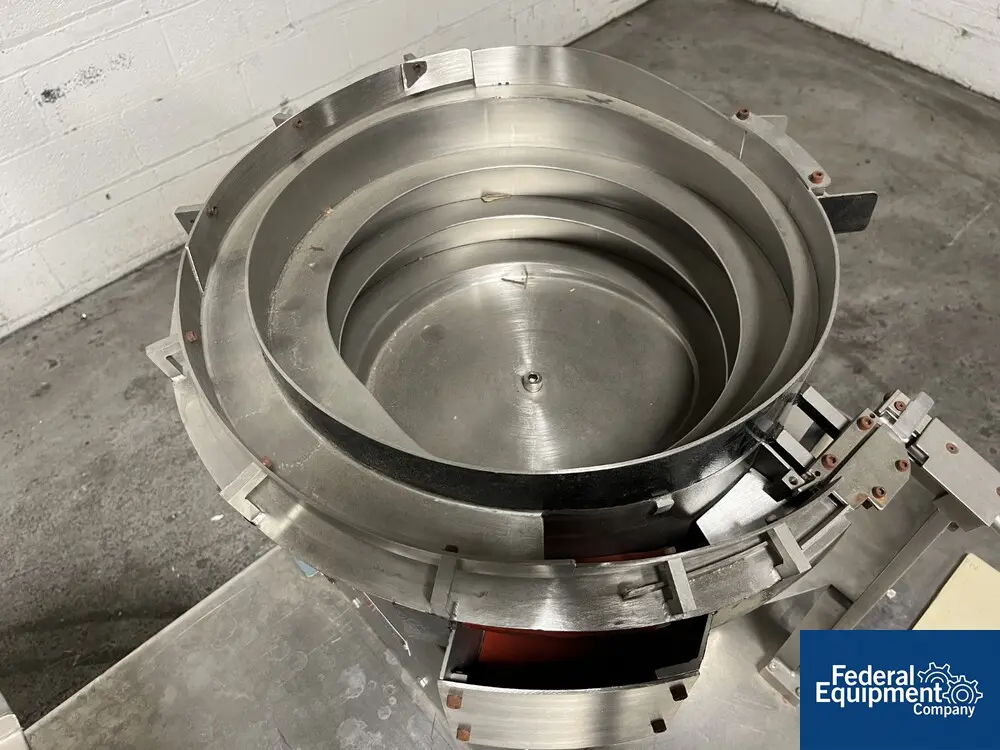 Industrial Feeding Systems, Table with Vibratory Bowl Feeders, Portable, 110 V. - Image 7