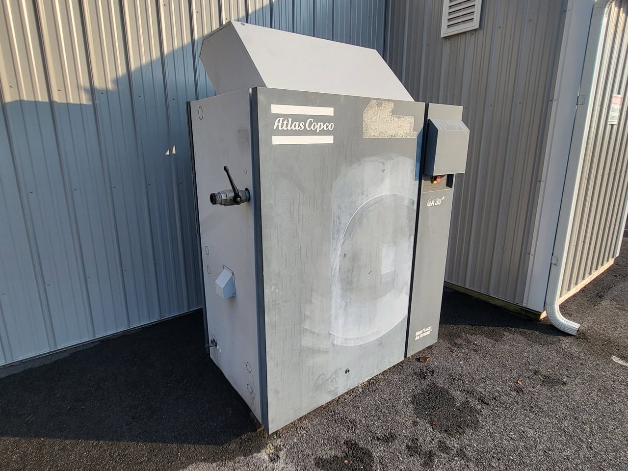 182 cfm, 131 psi, Atlas Copco #GA30P, Rotary Screw Air Compressor, 40 HP, 230 V., 60 Hz, 3-Ph., 2010 - Image 1