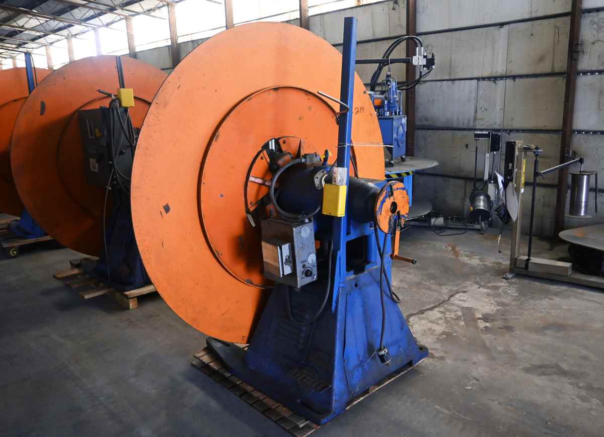 4000 lb. Littell, single uncoiler, 18" width, 60" outside dimensions, 15"-20" ID, 4-arm manual expansion - Image 3