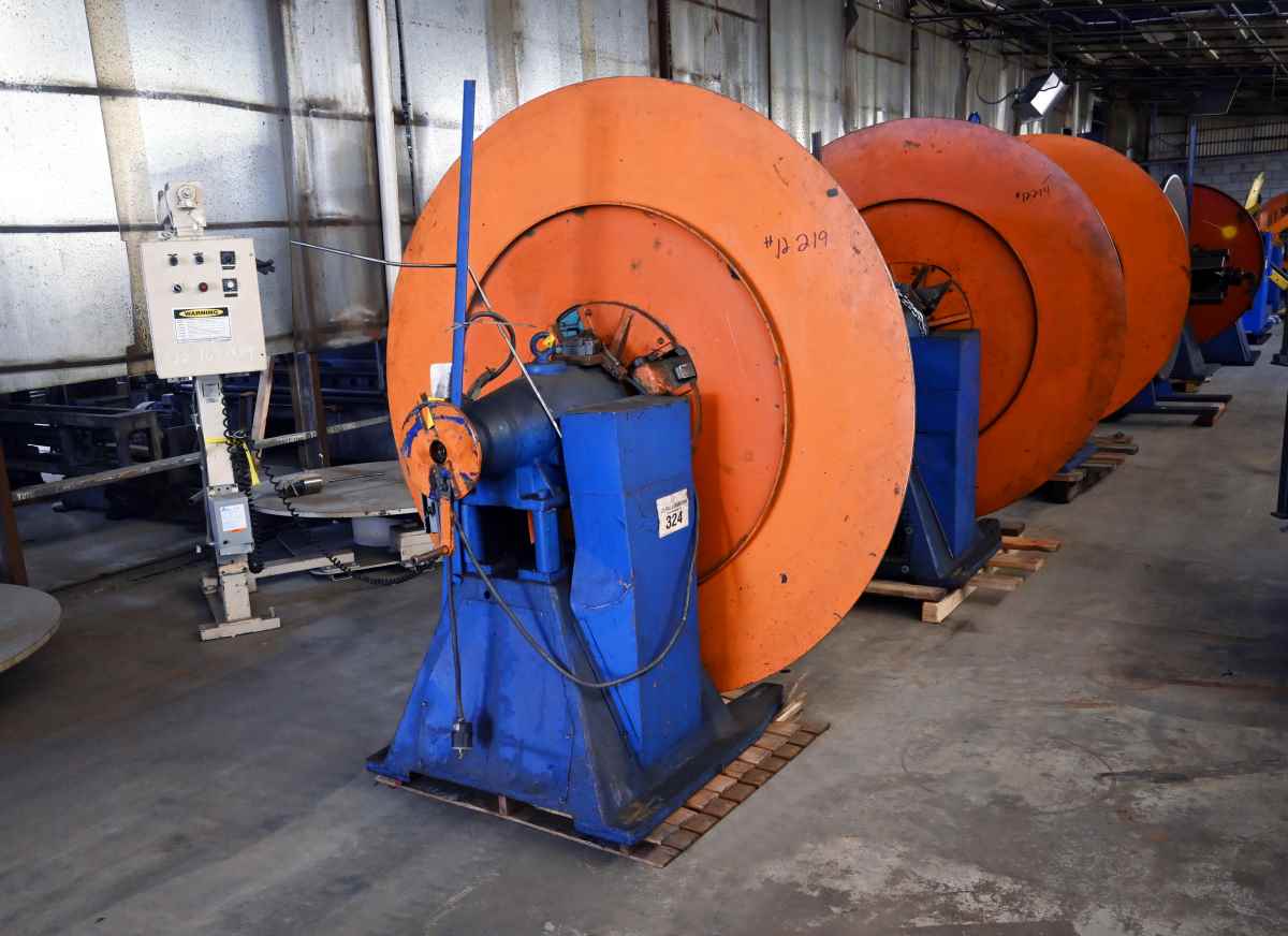 4000 lb. Littell, single uncoiler, 18" width, 60" outside dimensions, 15"-20" ID, 4-arm manual expansion - Image 4